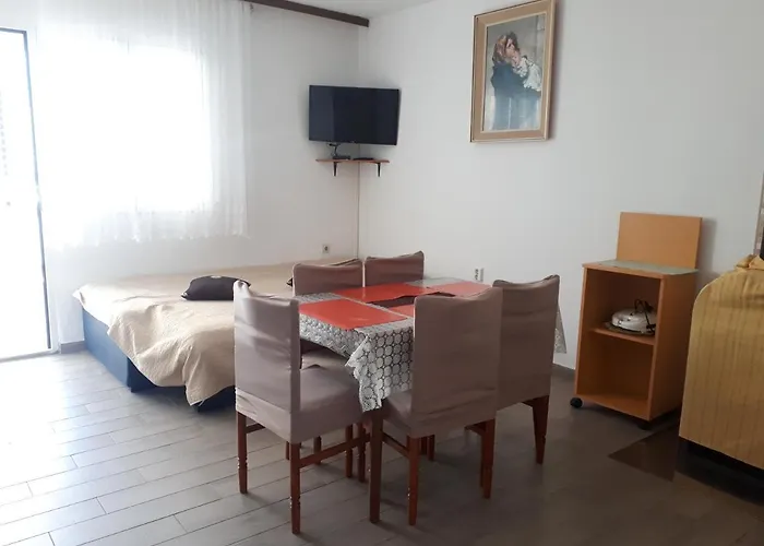 Apartments Kipson